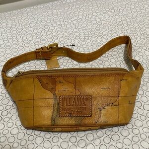 Alviero Martini Tan Waist Bag